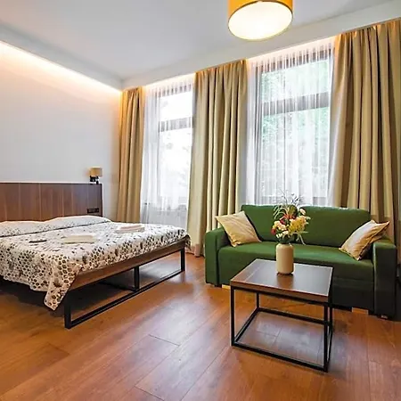 Victoria Hotel